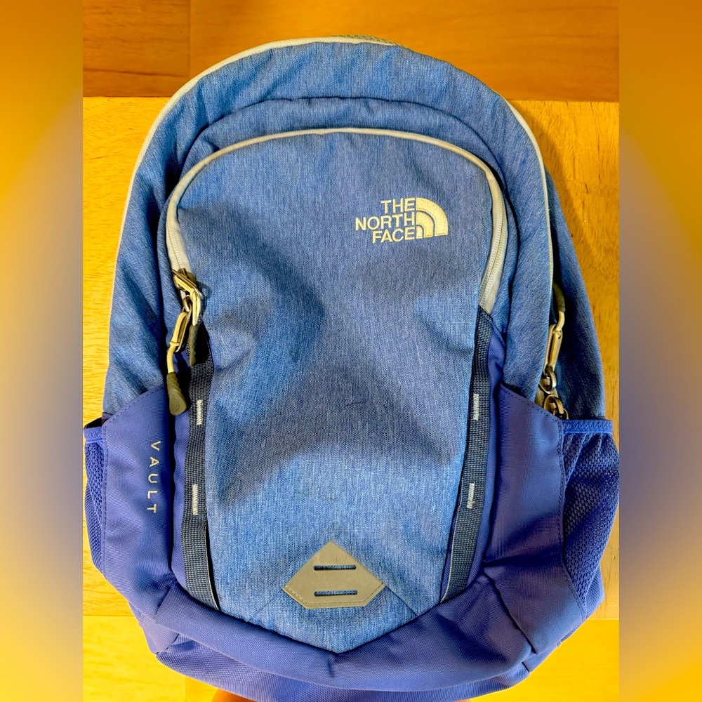 The North Face Vault Backpack FlexVent School Work Travel Hiking Blue Lavender